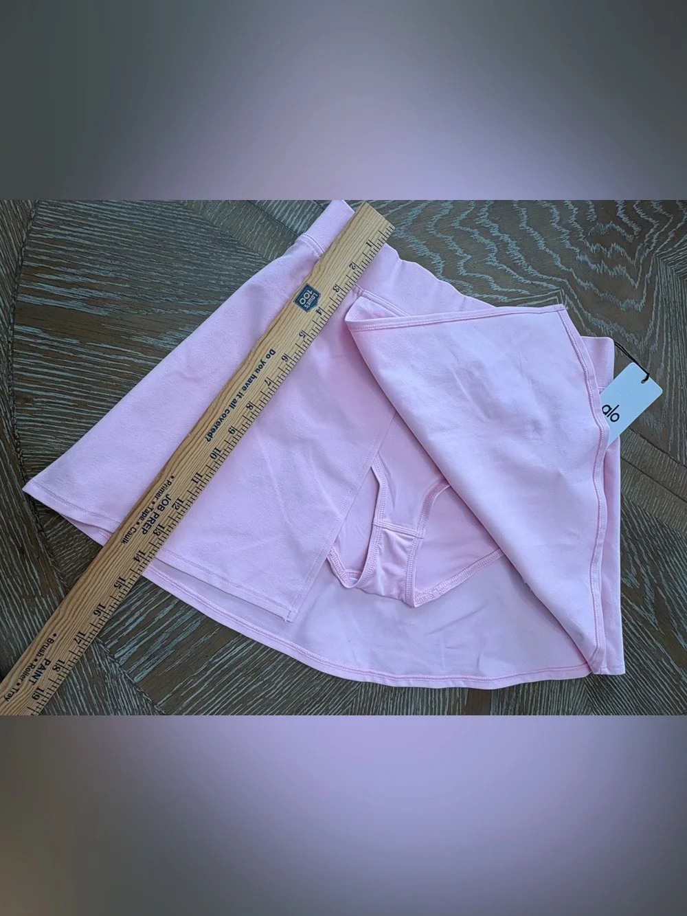 Alo Alosoft Backspin Skirt in Sweet Pink Size Small Brand New A183